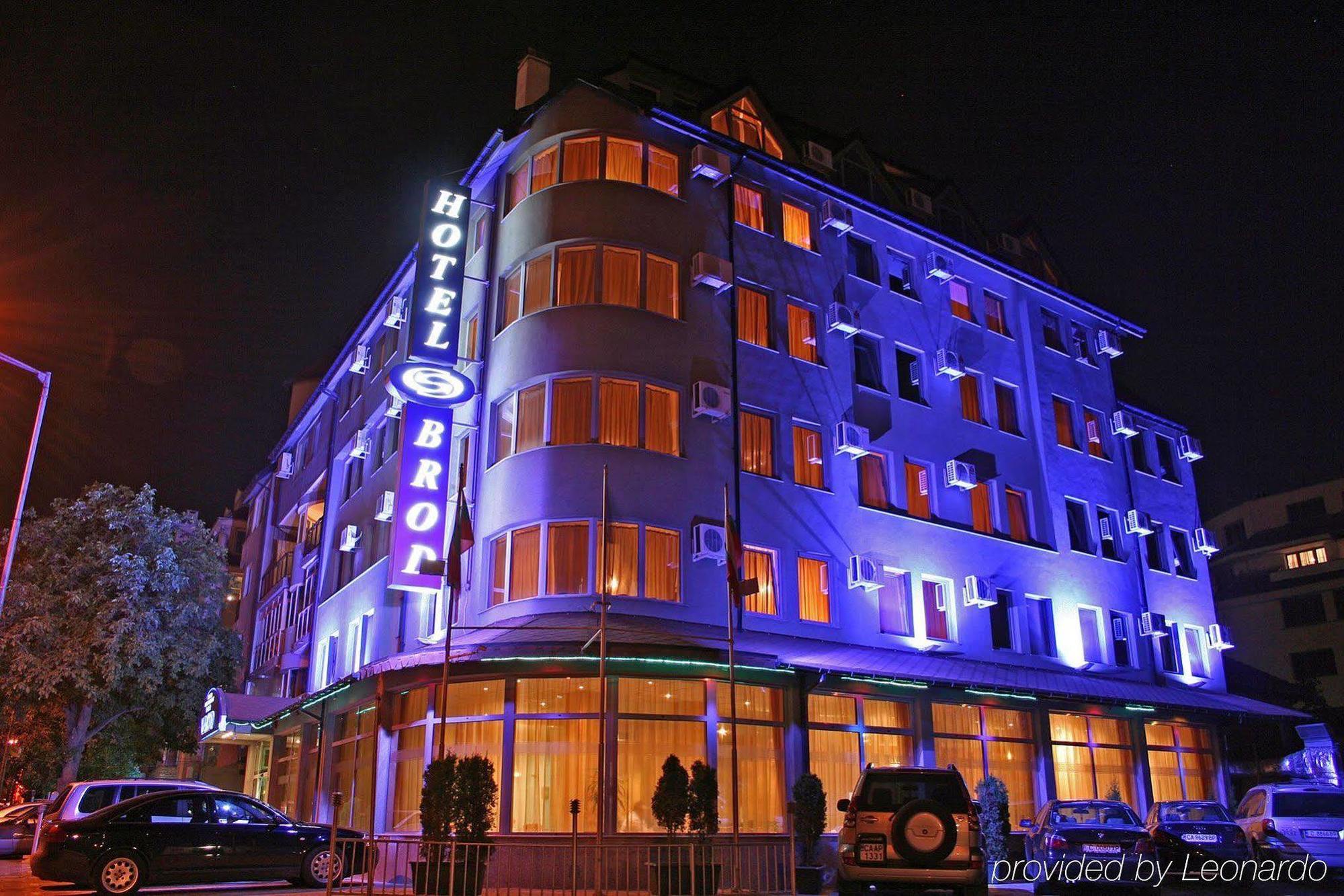 Hotel Brod - Free Parking Sofia Bagian luar foto