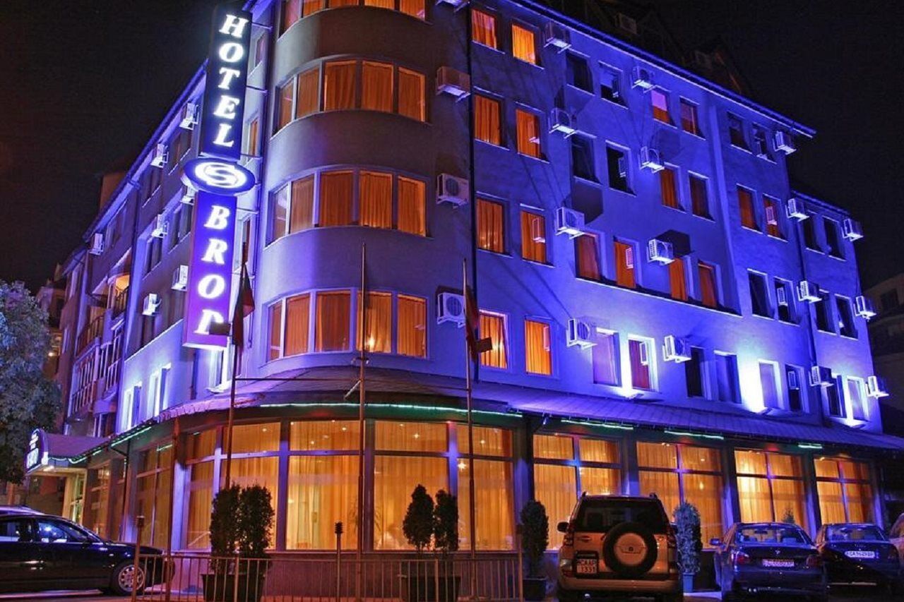 Hotel Brod - Free Parking Sofia Bagian luar foto